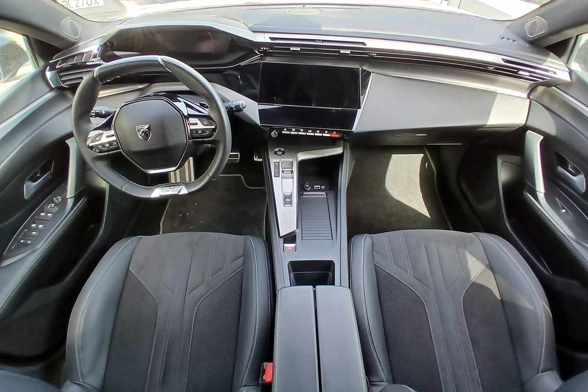 peugeot-308-2024-gasolina-1199cc