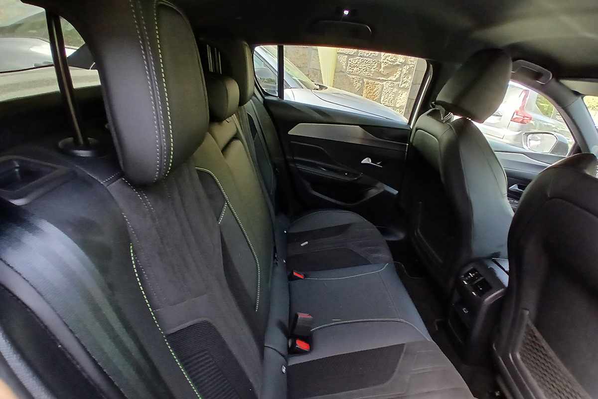 peugeot-308-2024-gasolina-1199cc