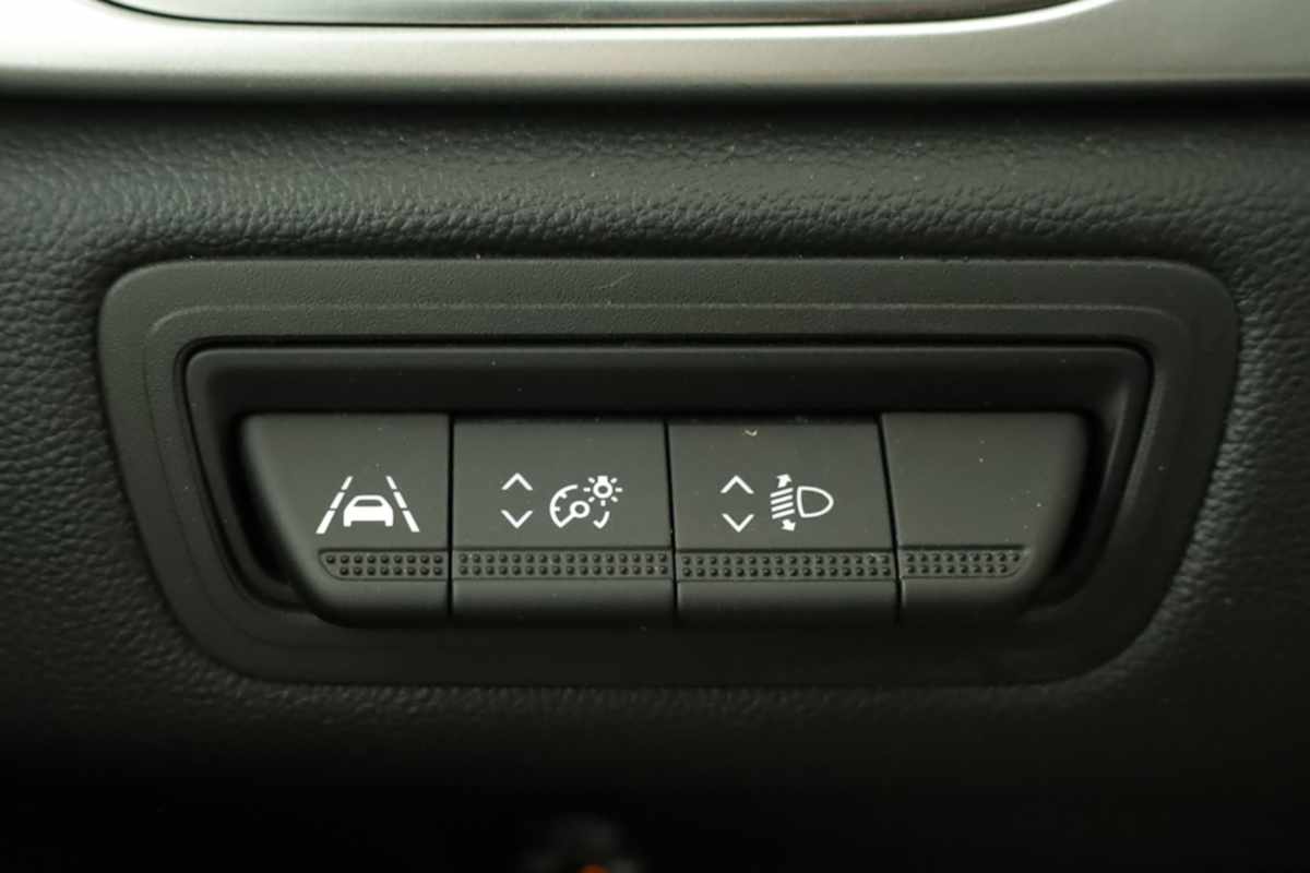 renault-captur-2023-gpl-999cc