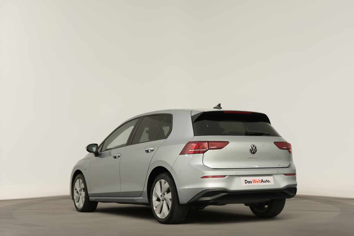 volkswagen-golf-2025-hibrido-a-gasolina-1498cc