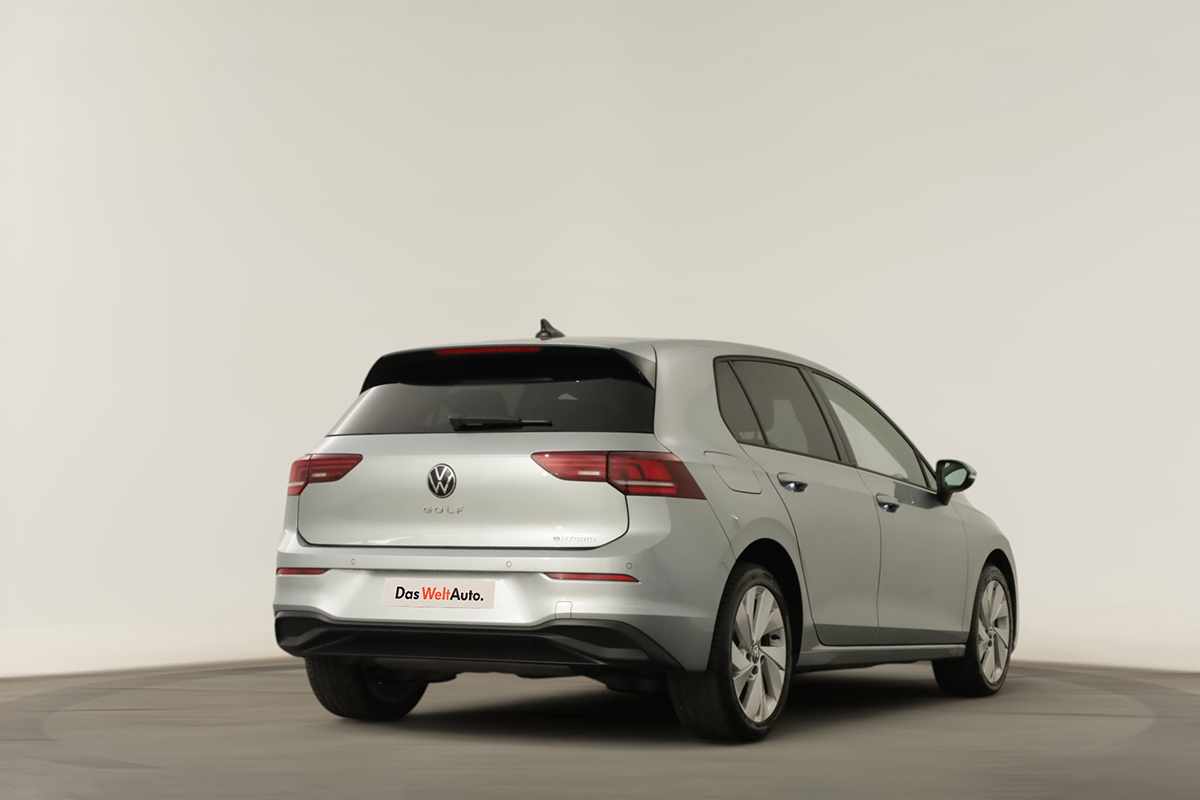 volkswagen-golf-2025-hibrido-a-gasolina-1498cc
