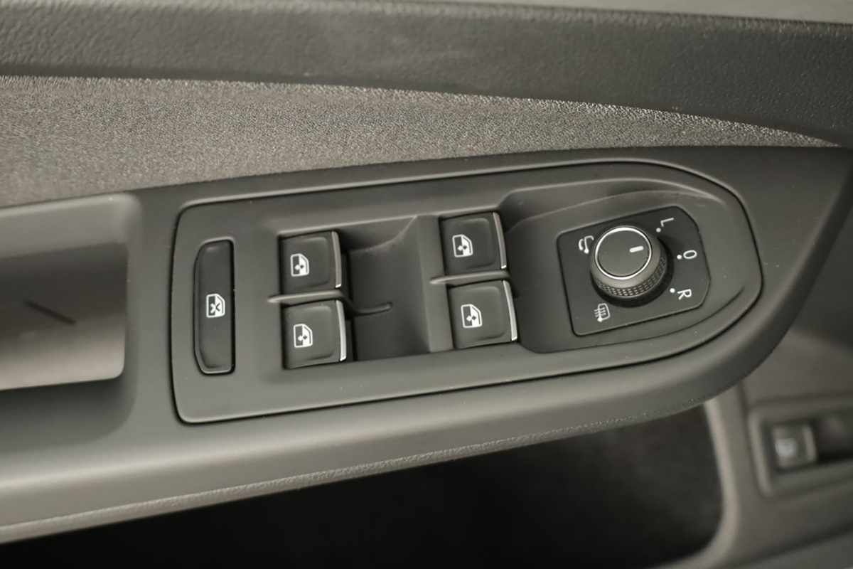 volkswagen-golf-2025-hibrido-a-gasolina-1498cc