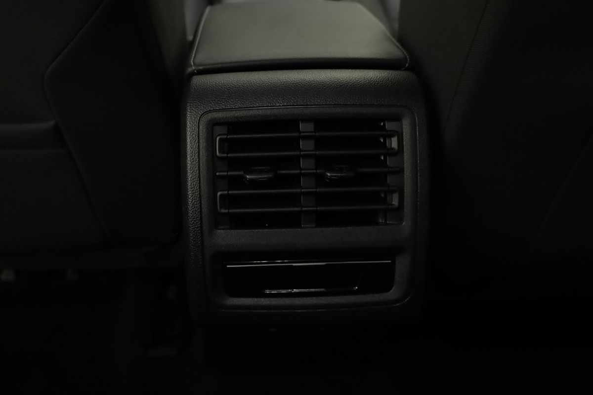 volkswagen-golf-2025-hibrido-a-gasolina-1498cc