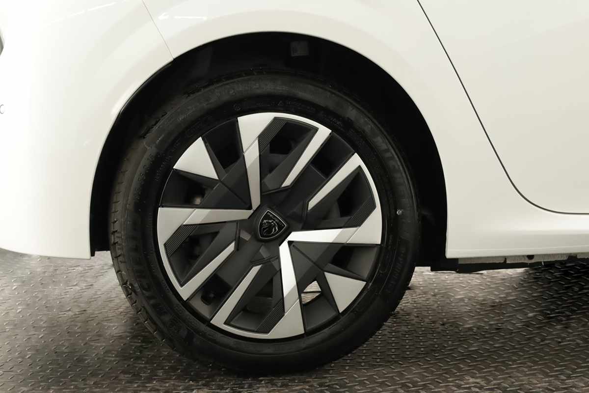 peugeot-e-208-2025-eletrico-0cc
