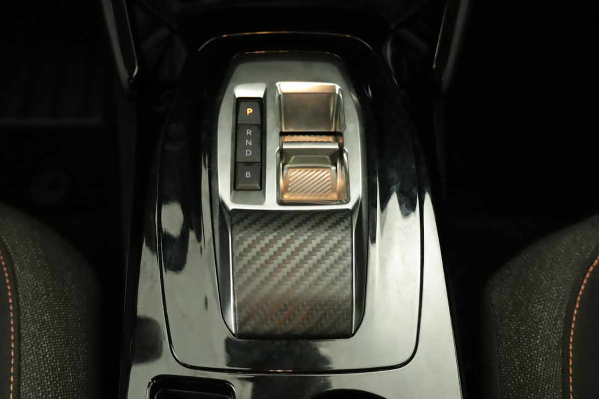 peugeot-e-208-2025-eletrico-0cc