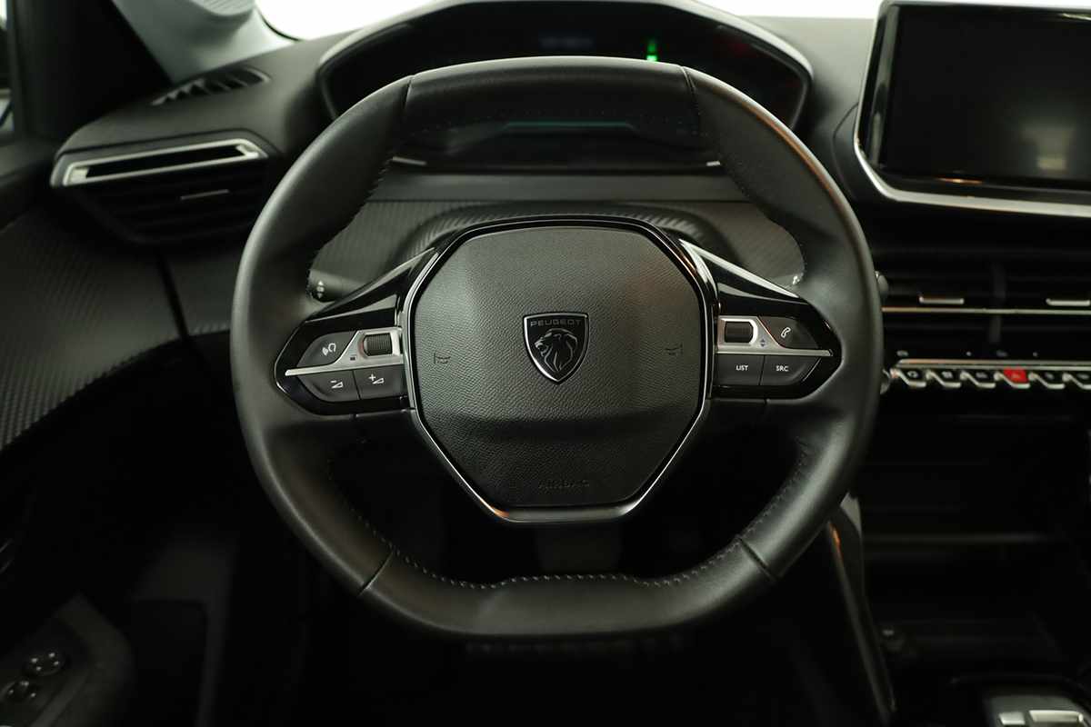 peugeot-e-208-2025-eletrico-0cc