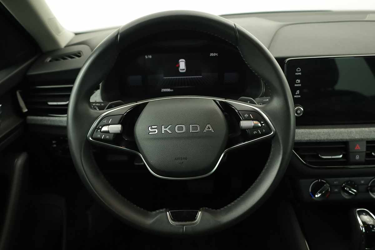 skoda-kamiq-2025-gasolina-999cc