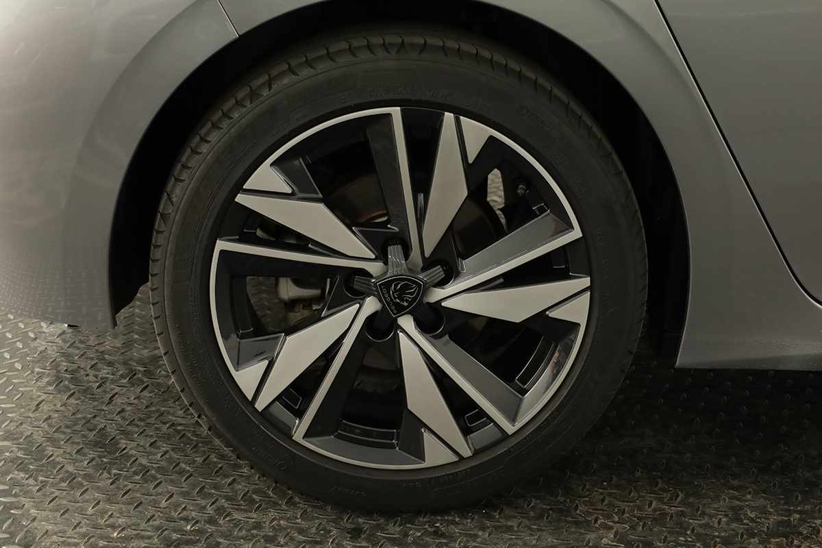 peugeot-308-2024-gasolina-1199cc