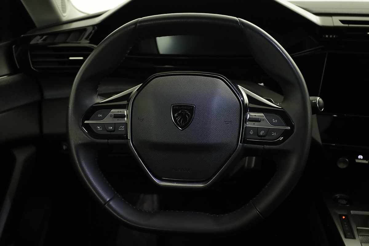 peugeot-308-2024-gasolina-1199cc