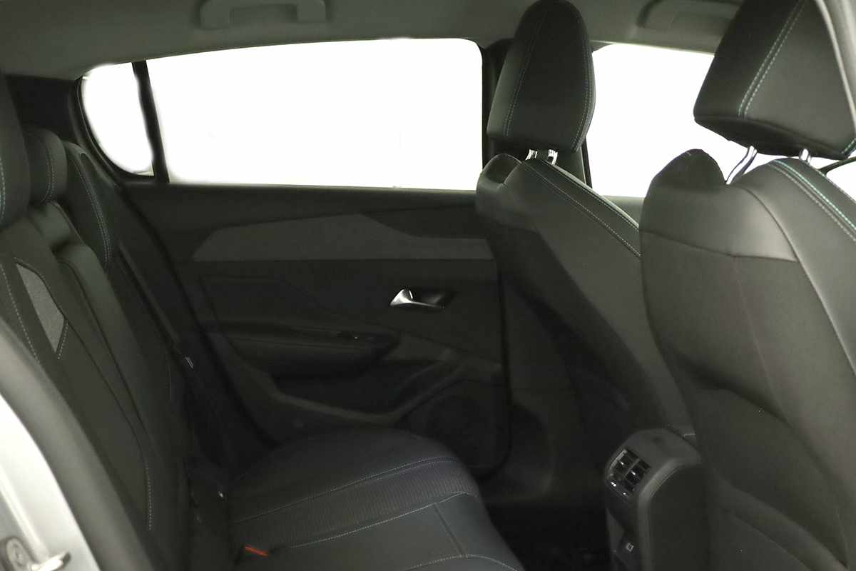 peugeot-308-2024-gasolina-1199cc