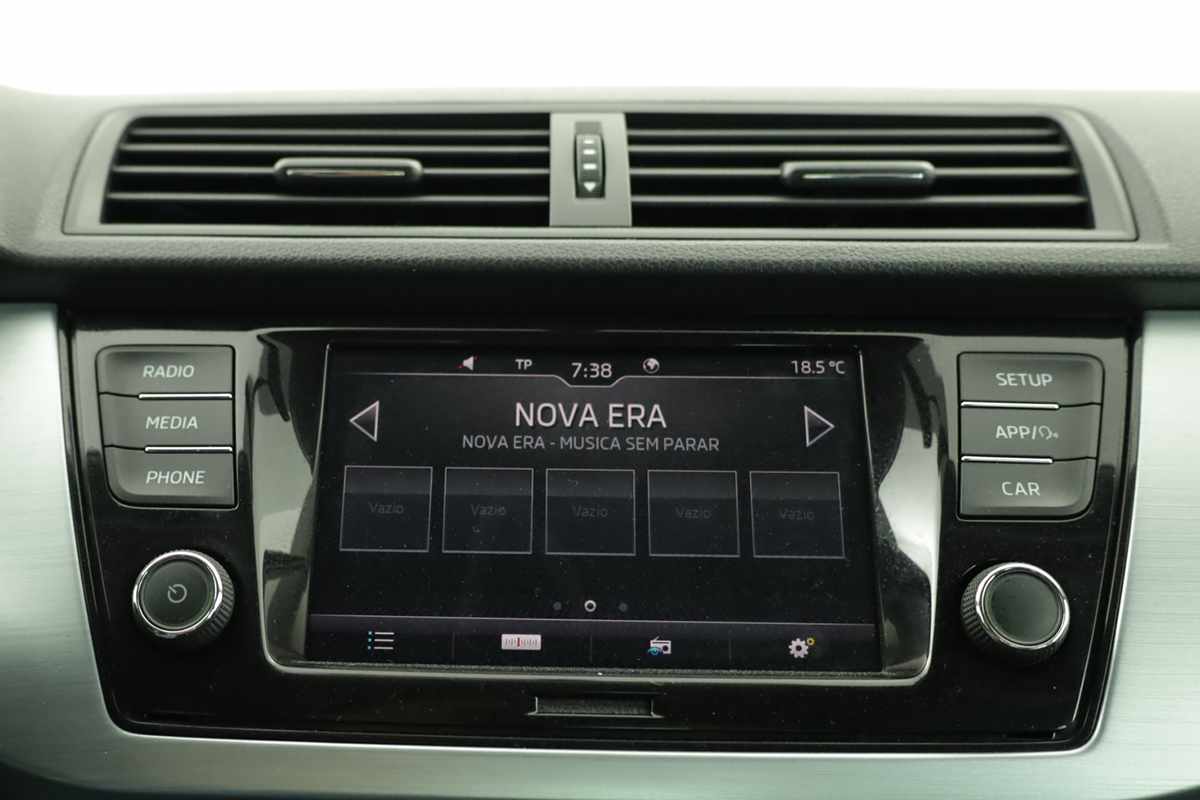 skoda-fabia-2019-gasolina-999cc
