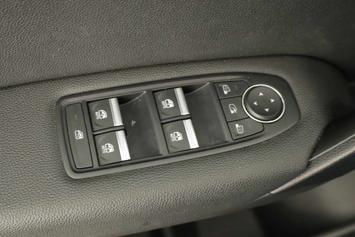 renault-captur-2024-gasolina-999cc