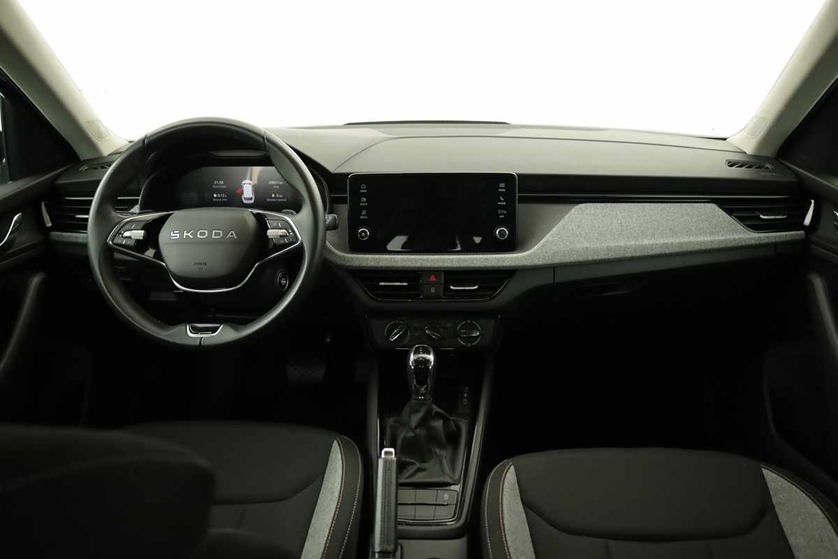 skoda-kamiq-2025-gasolina-999cc