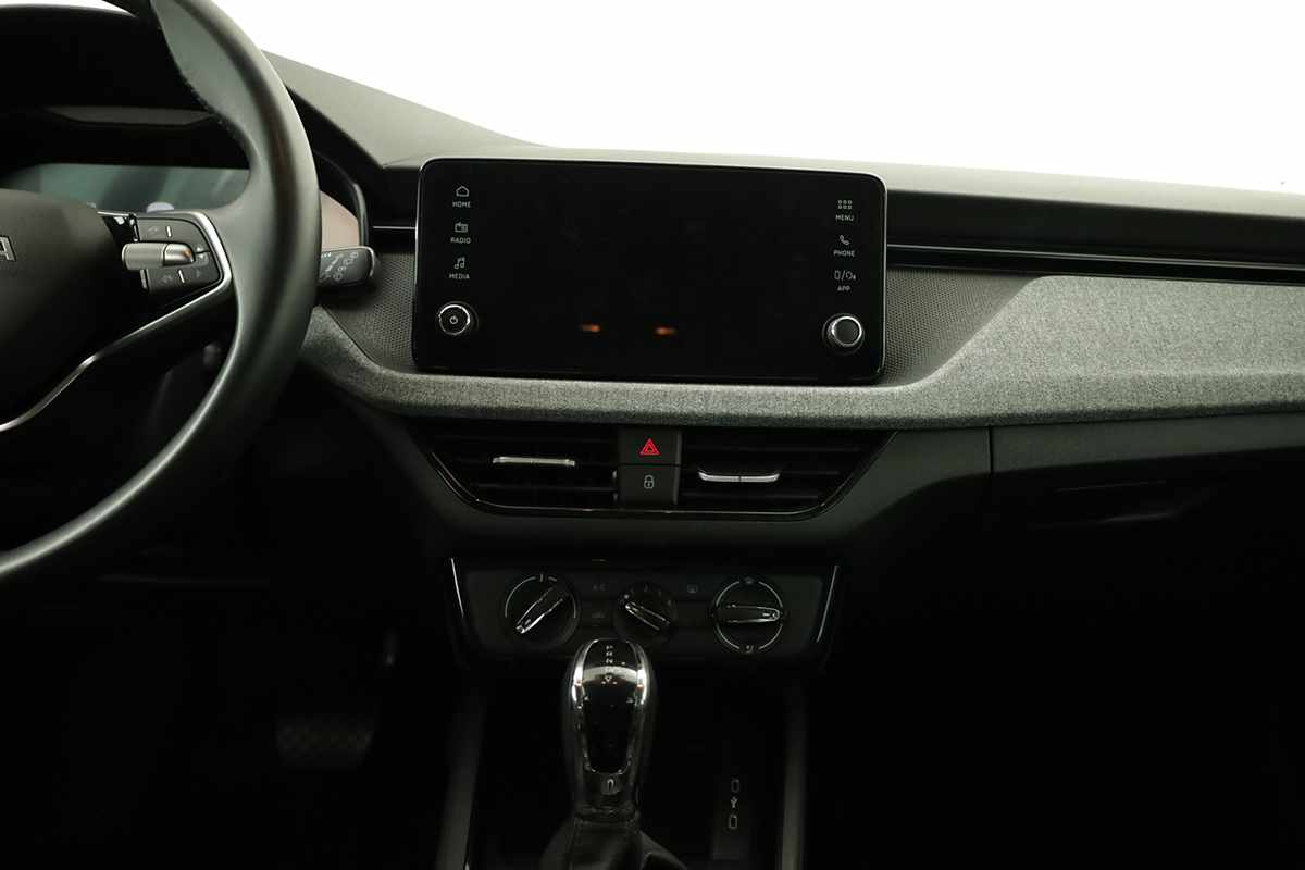 skoda-kamiq-2025-gasolina-999cc