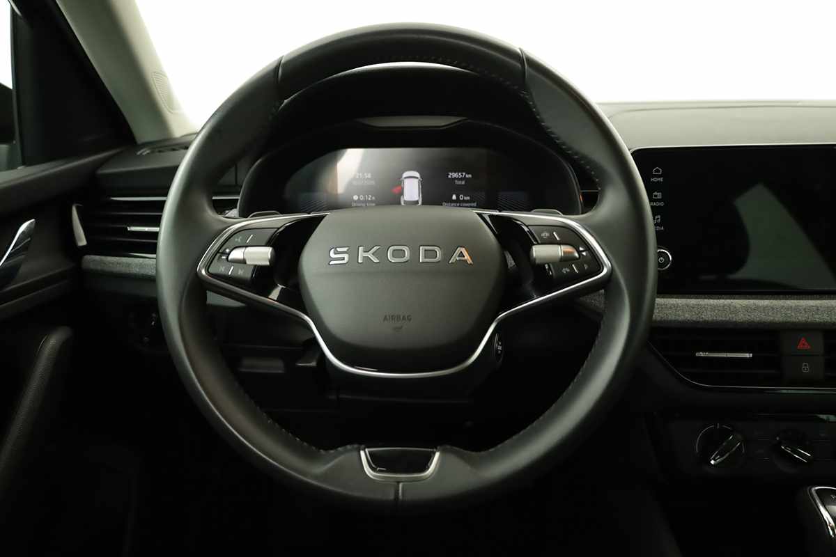skoda-kamiq-2025-gasolina-999cc