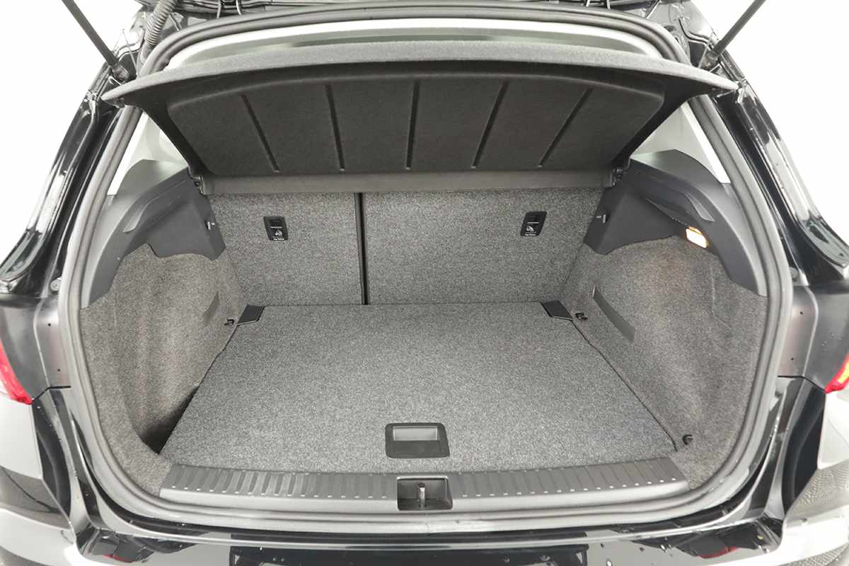 seat-arona-2023-gasolina-999cc