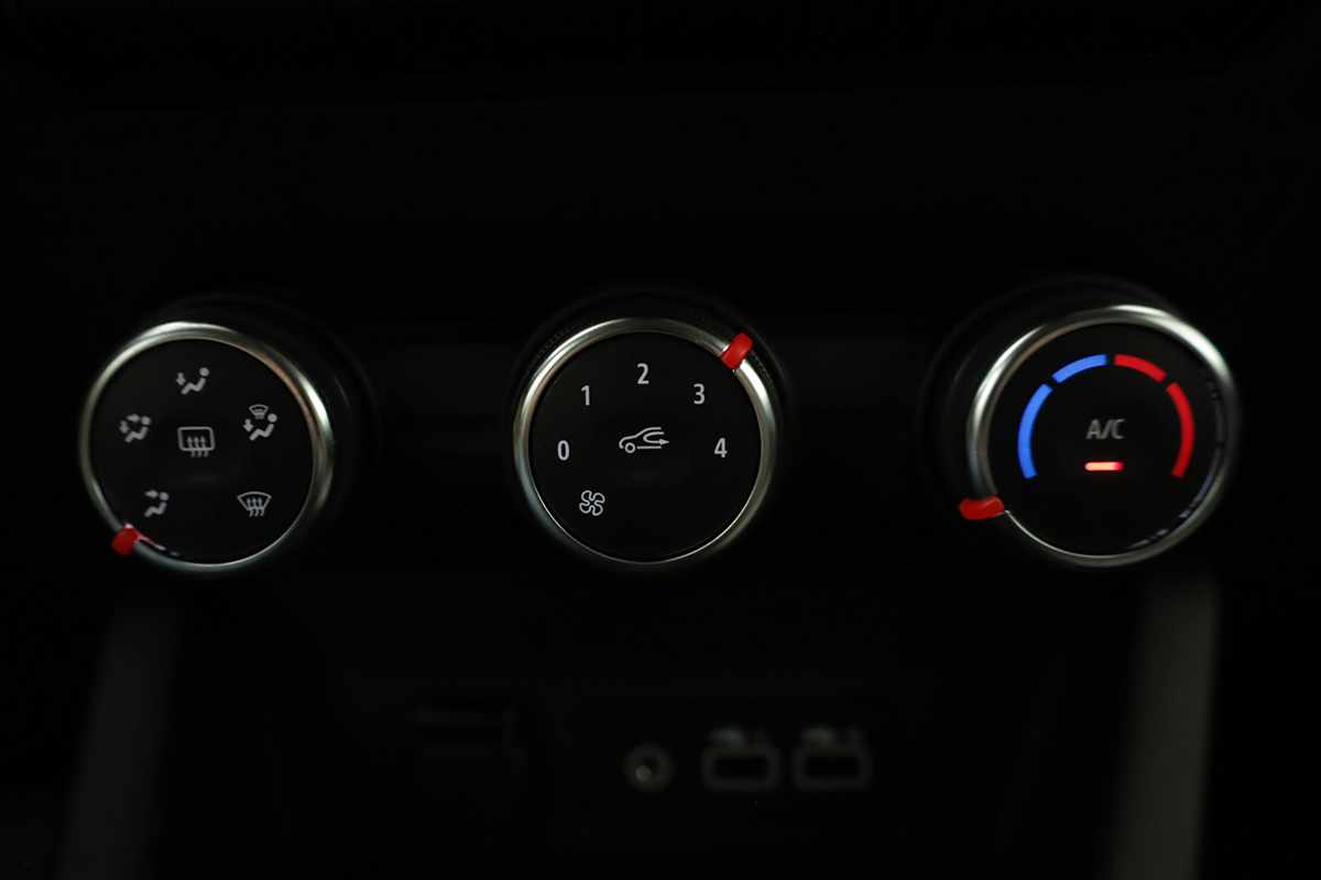 renault-clio-2024-gpl-999cc