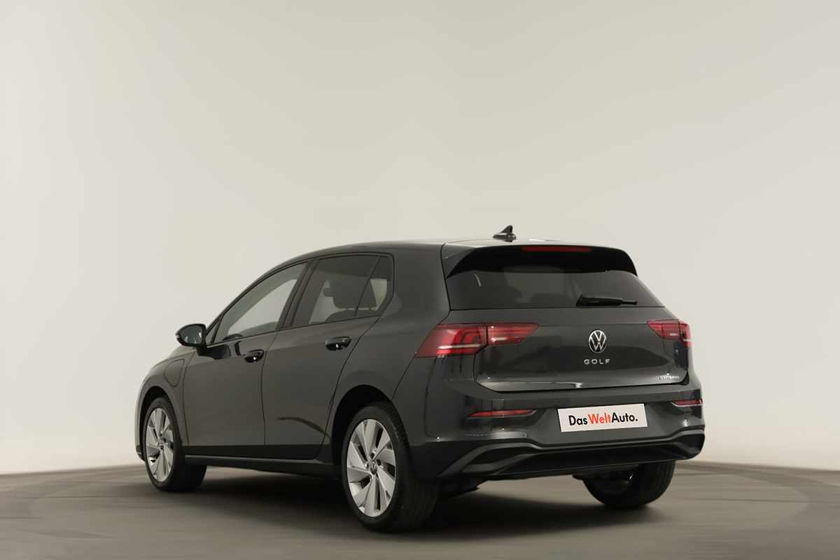 volkswagen-golf-2025-hibrido-a-gasolina-1498cc