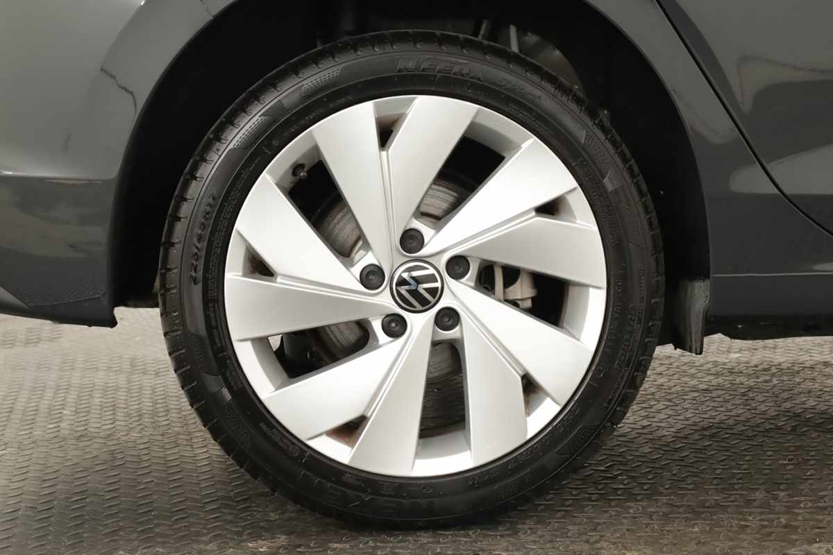 volkswagen-golf-2025-hibrido-a-gasolina-1498cc