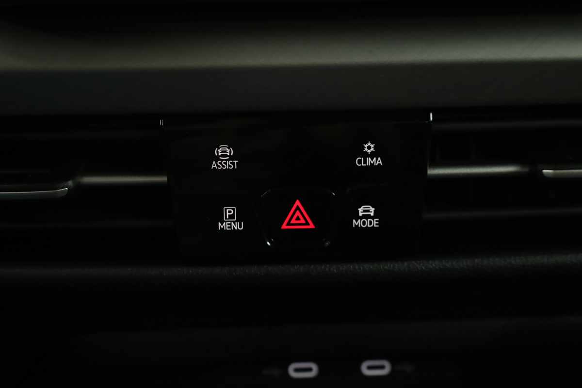 volkswagen-golf-2025-hibrido-a-gasolina-1498cc