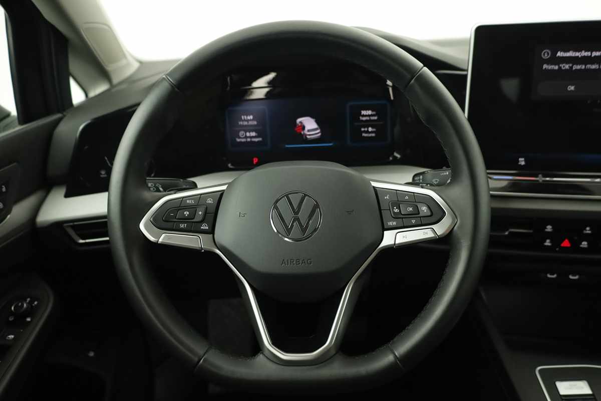 volkswagen-golf-2025-hibrido-a-gasolina-1498cc