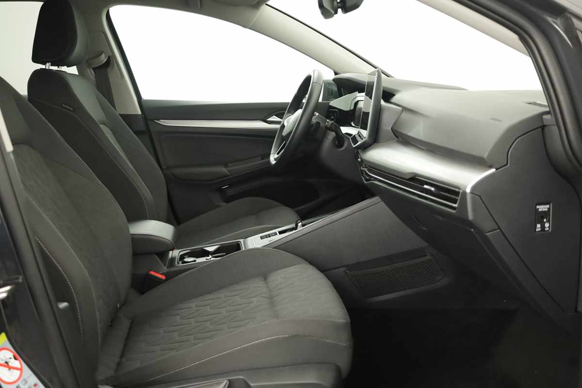 volkswagen-golf-2025-hibrido-a-gasolina-1498cc