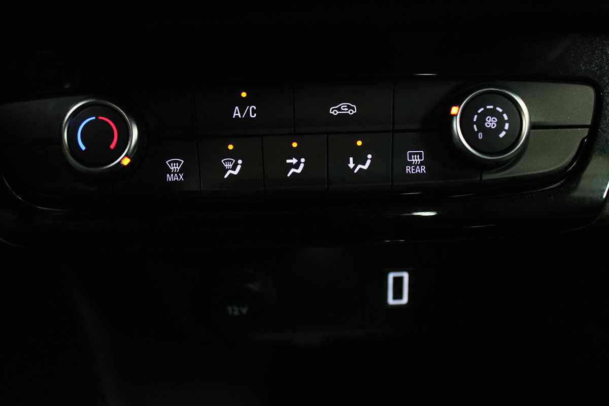 opel-corsa-2025-gasolina-1199cc