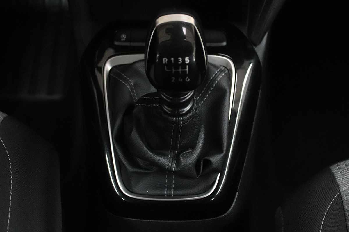 opel-corsa-2025-gasolina-1199cc