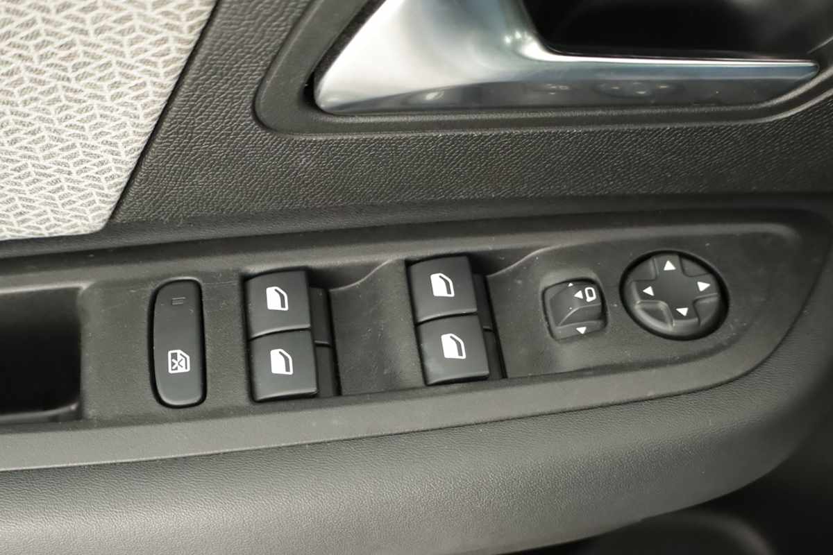 citroen-c4-2024-gasolina-1199cc