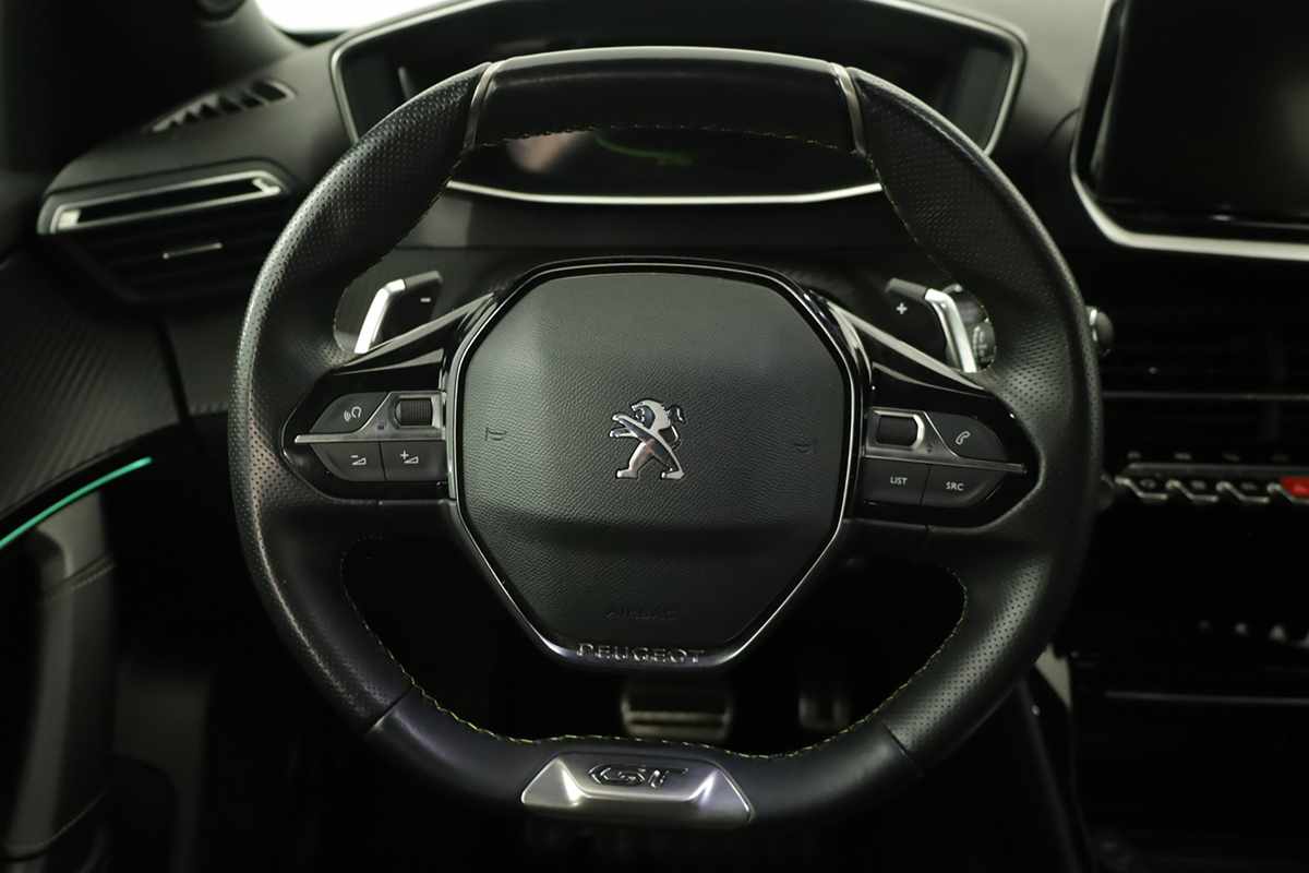 peugeot-2008-2022-gasolina-1199cc