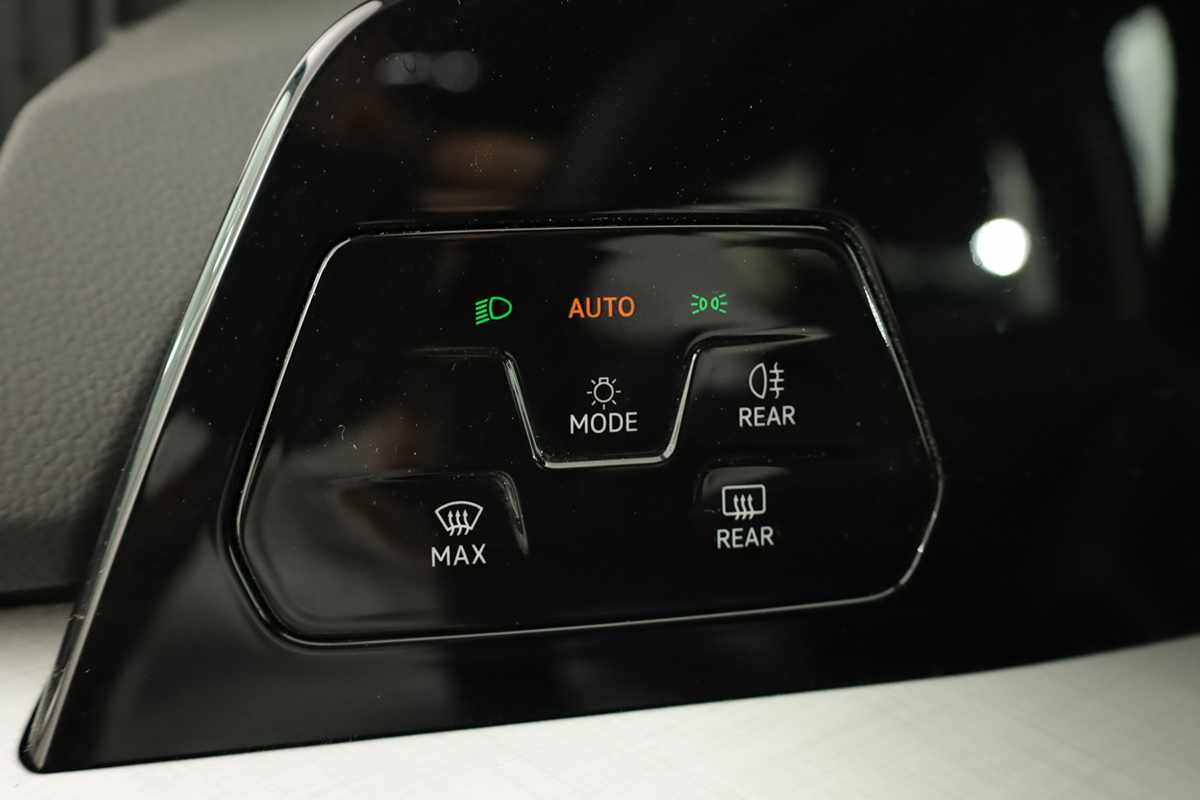 volkswagen-golf-2025-hibrido-a-gasolina-1498cc