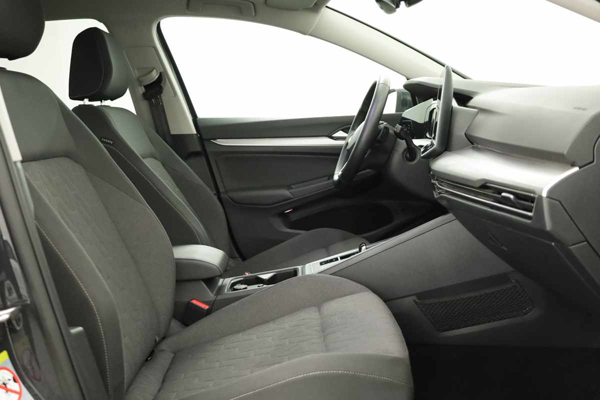 volkswagen-golf-2025-hibrido-a-gasolina-1498cc