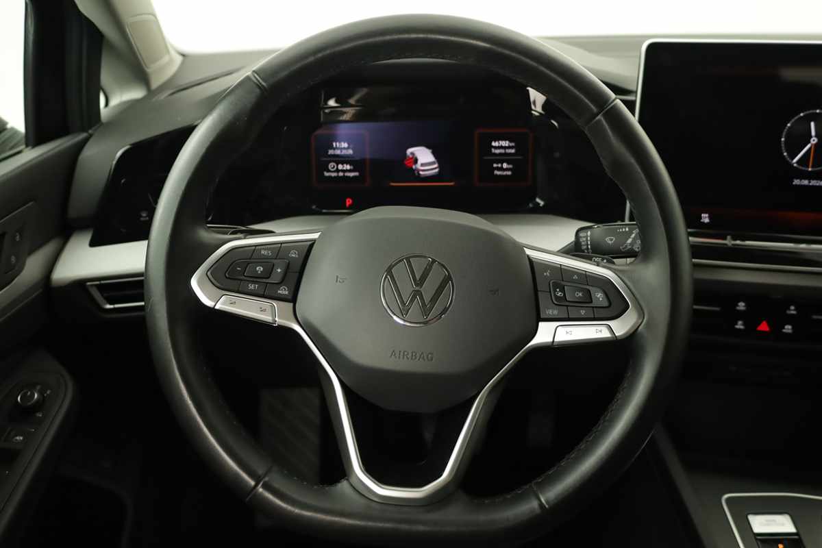 volkswagen-golf-2025-hibrido-a-gasolina-1498cc