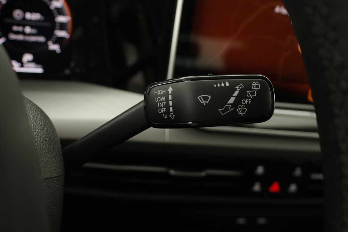 volkswagen-golf-2025-hibrido-a-gasolina-1498cc