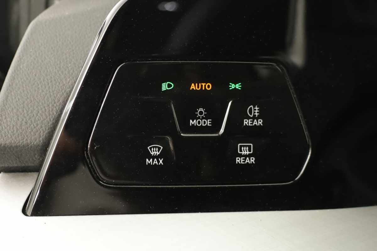 volkswagen-golf-2025-hibrido-a-gasolina-1498cc