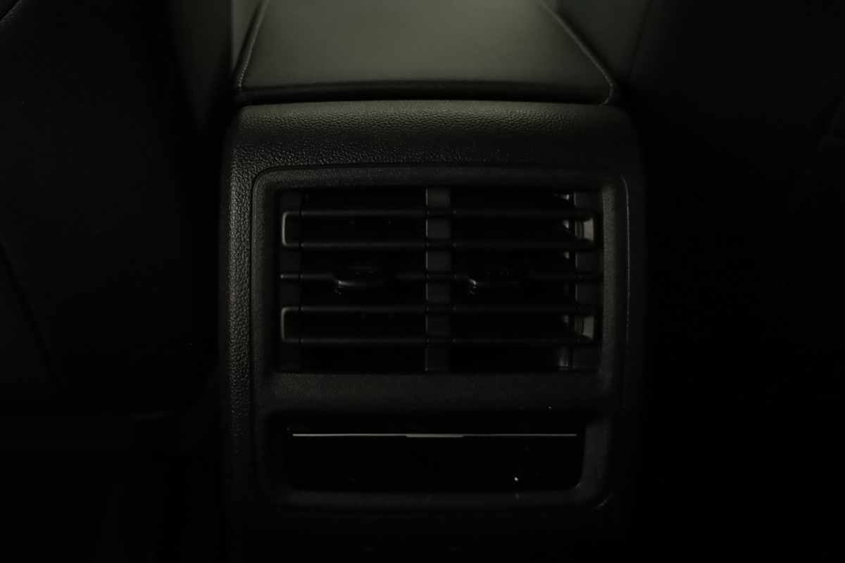 volkswagen-golf-2025-hibrido-a-gasolina-1498cc