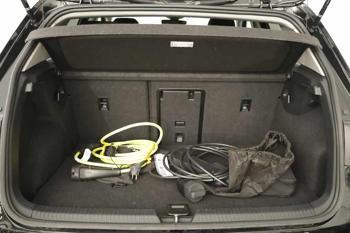 volkswagen-golf-2025-hibrido-a-gasolina-1498cc