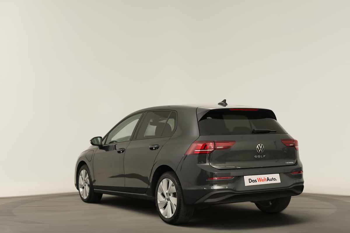 volkswagen-golf-2025-hibrido-a-gasolina-1498cc