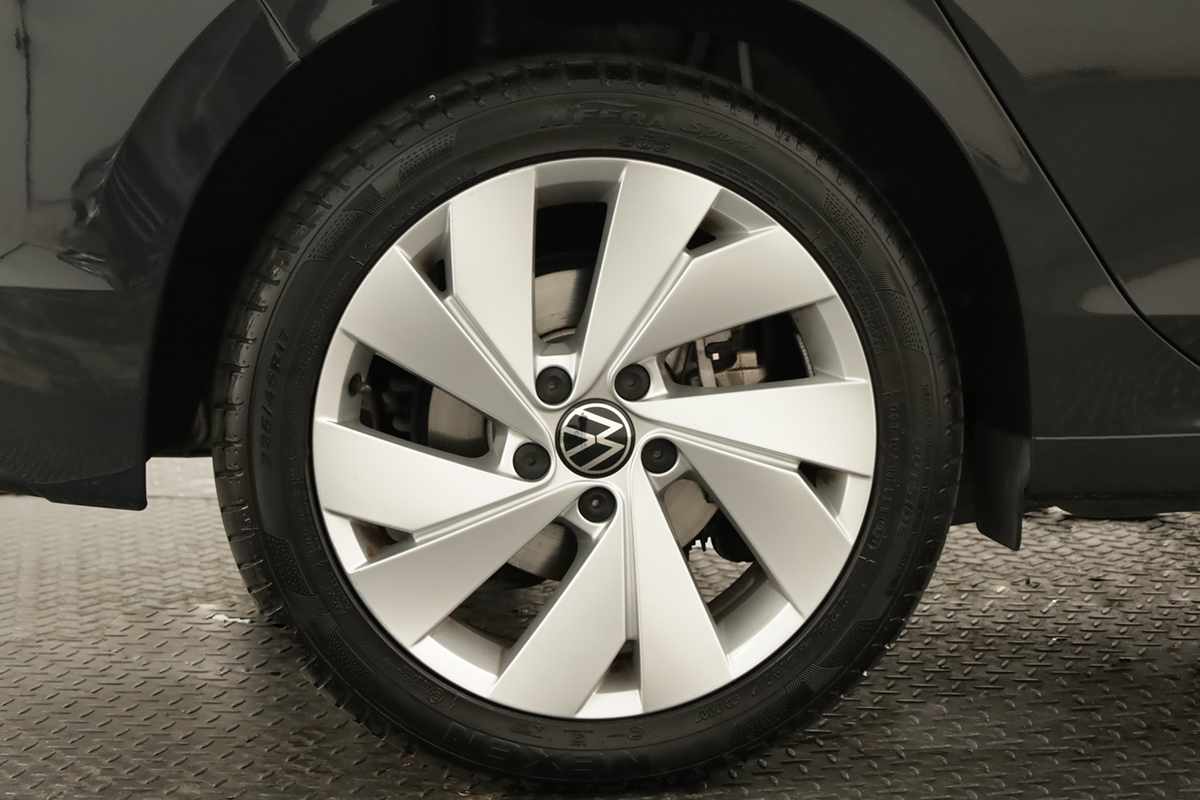 volkswagen-golf-2025-hibrido-a-gasolina-1498cc