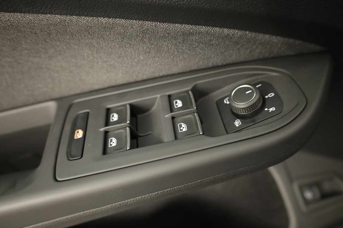 volkswagen-golf-2025-hibrido-a-gasolina-1498cc