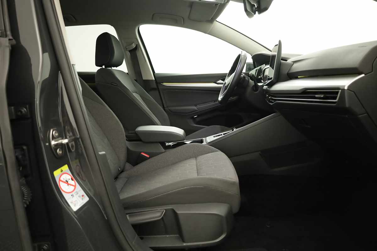 volkswagen-golf-2025-hibrido-a-gasolina-1498cc