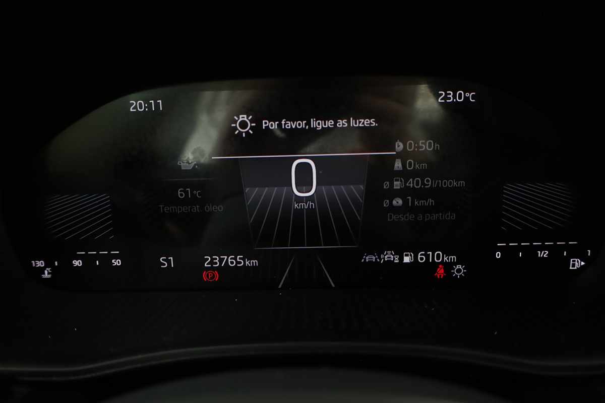 skoda-fabia-2025-gasolina-999cc