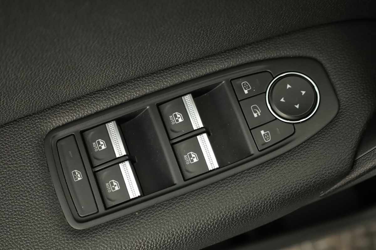 renault-captur-2024-gpl-999cc