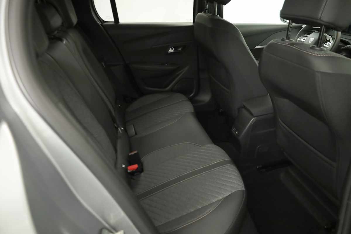 peugeot-e-208-2025-eletrico-0cc