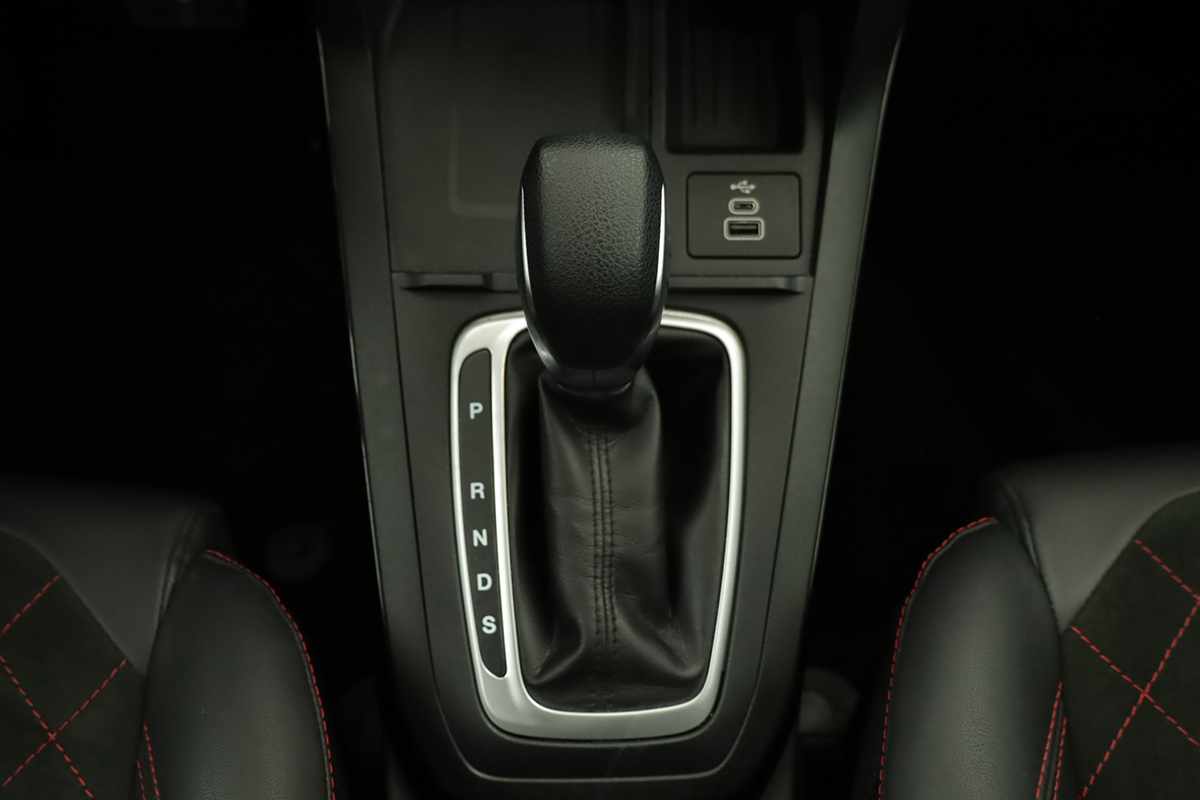 ford-puma-2025-gasolina-998cc