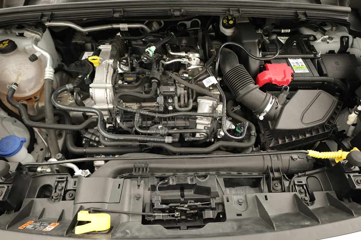 ford-puma-2025-gasolina-998cc