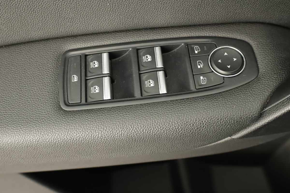 renault-captur-2024-gpl-999cc