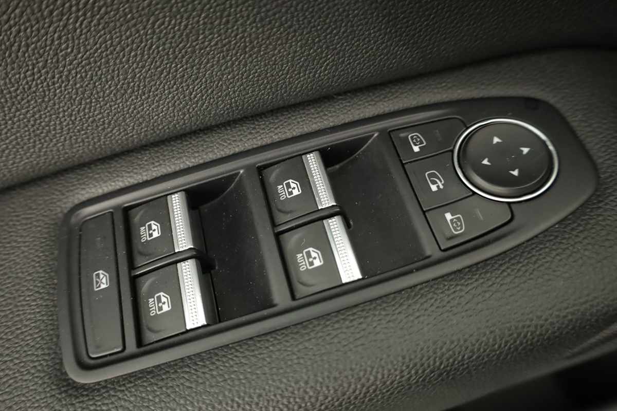 renault-captur-2024-gpl-999cc