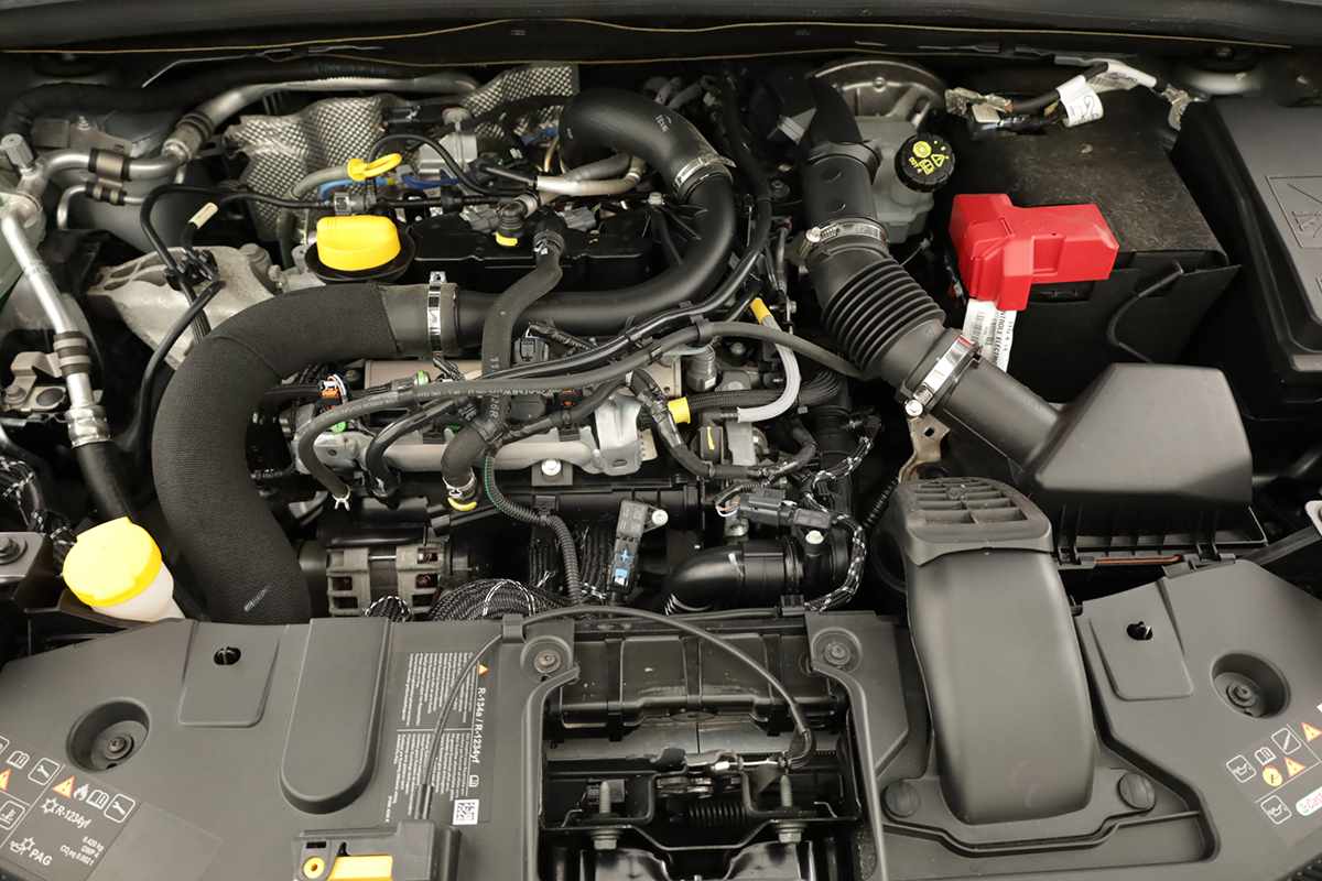 renault-captur-2024-gpl-999cc