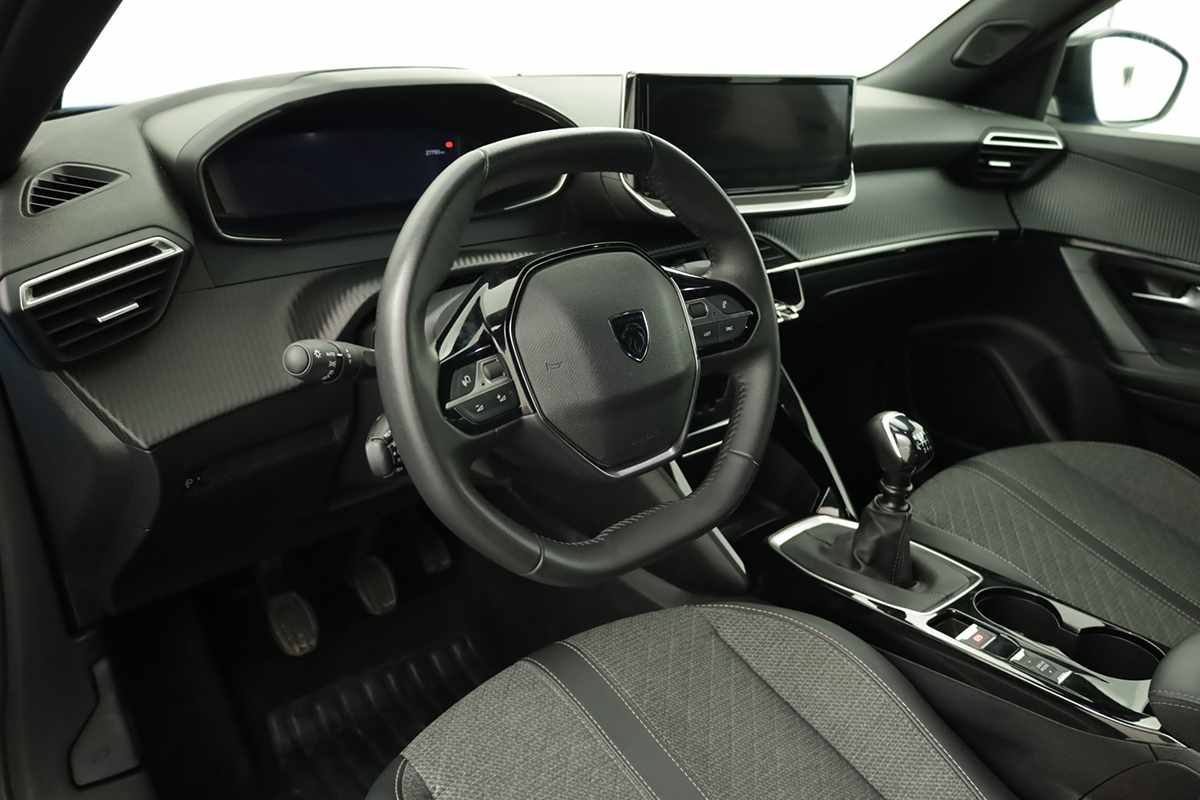 peugeot-2008-2024-gasolina-1199cc